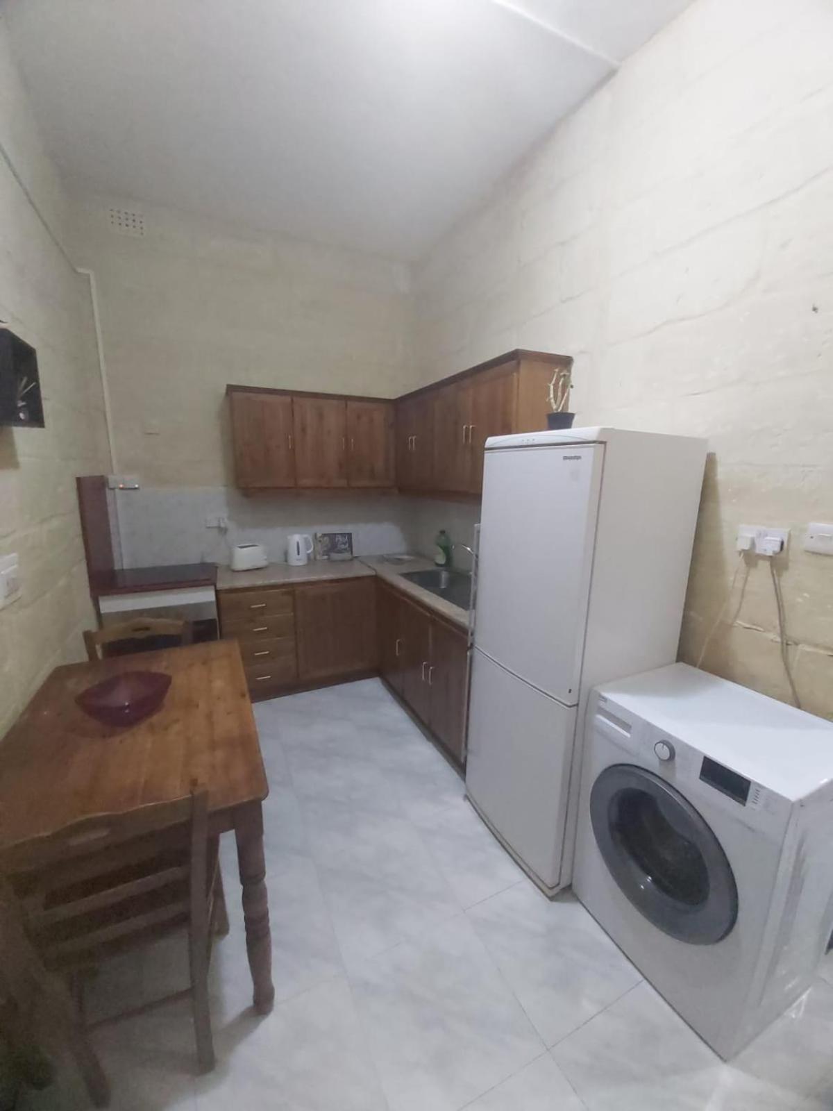Three Apartment 비르구 외부 사진